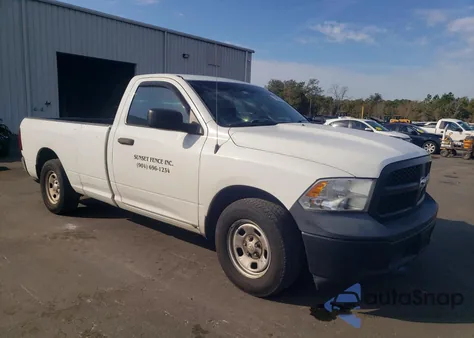 2015 Ram 1500 St z USA, uszkodzony, nr VIN 3C6JR6DG9FG580901